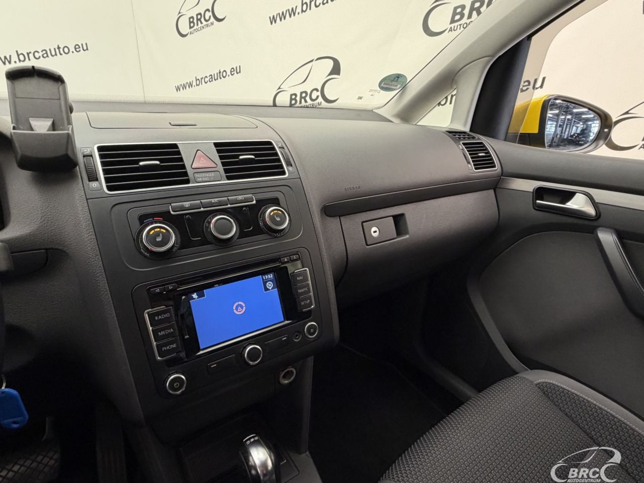 Volkswagen Touran | 32