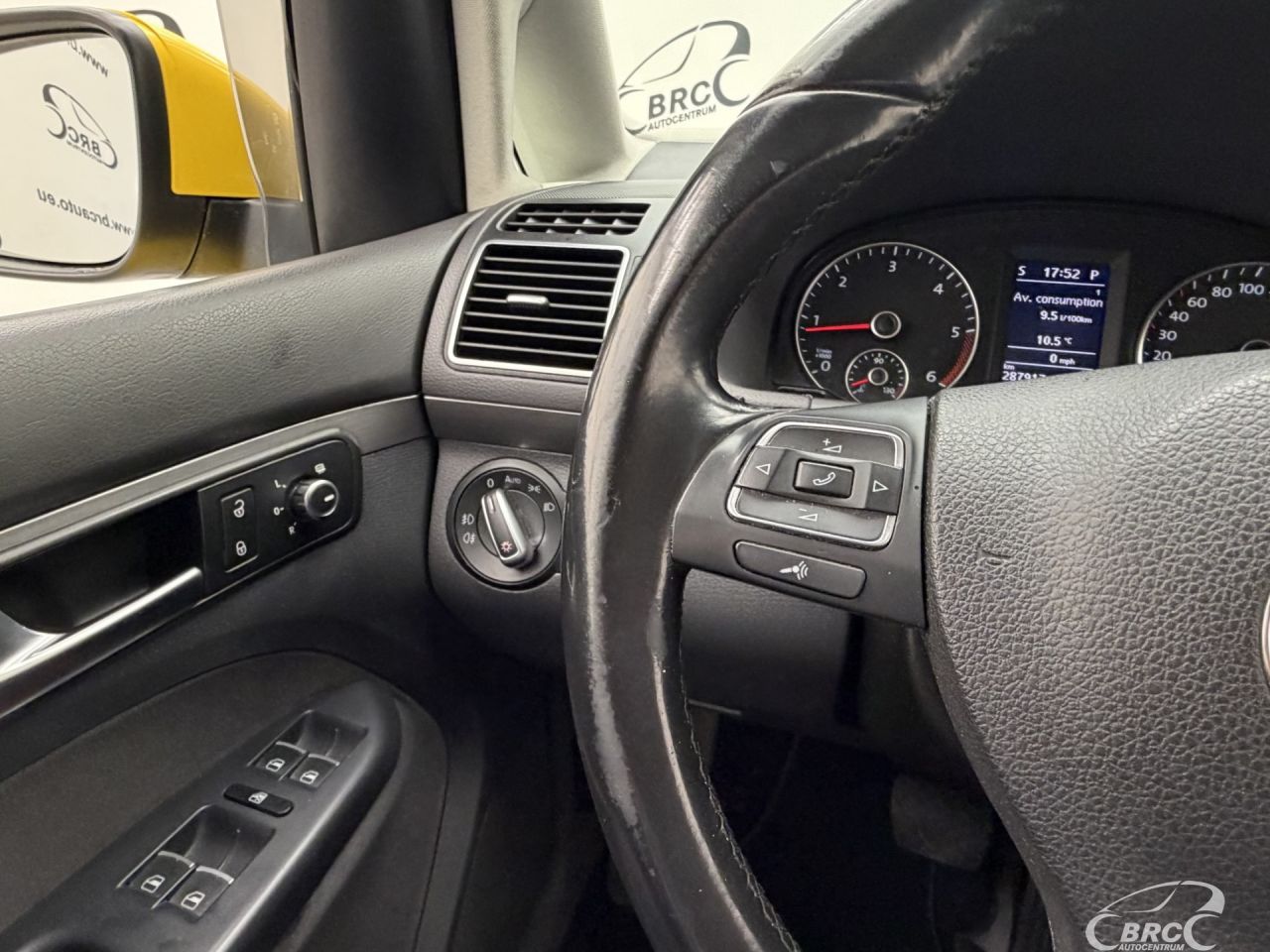 Volkswagen Touran | 29