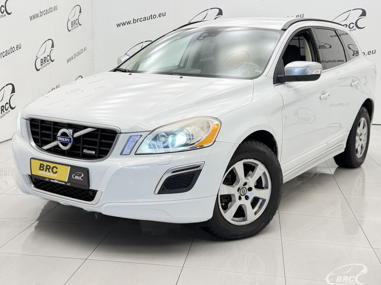 Volvo XC60 | 40