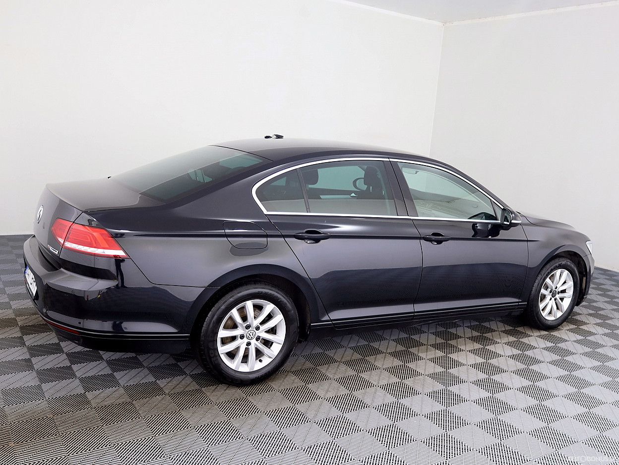 Volkswagen Passat | 2