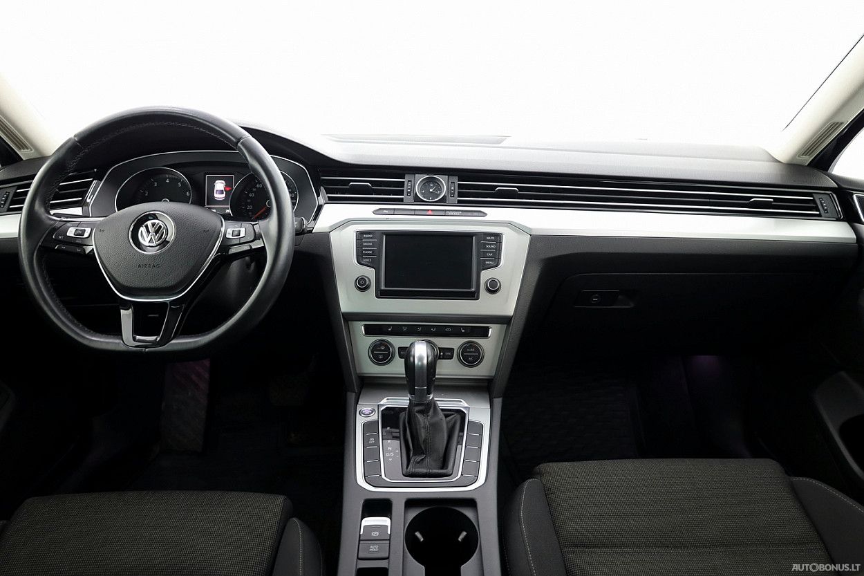 Volkswagen Passat | 4