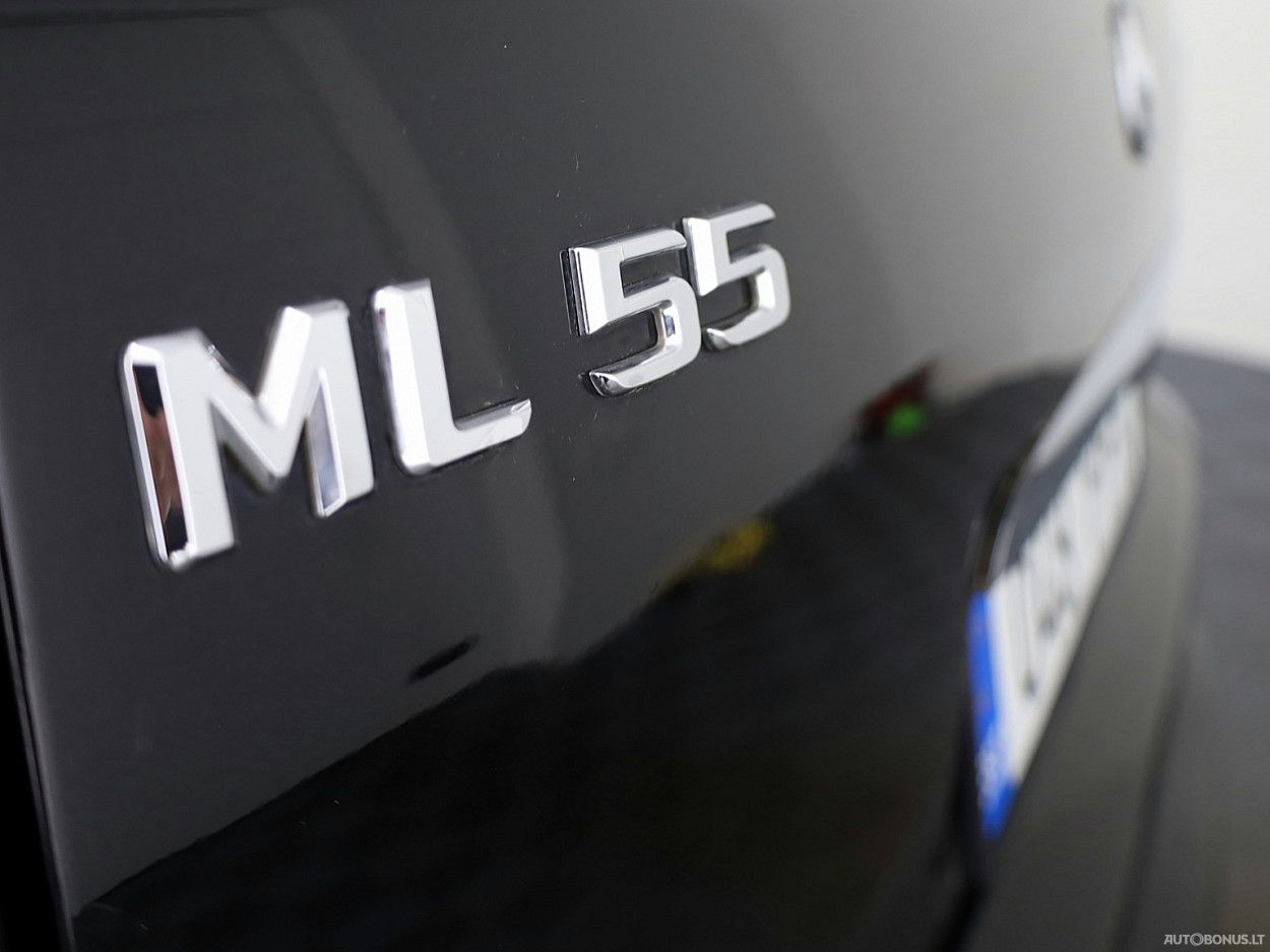 Mercedes-Benz ML55 AMG | 9