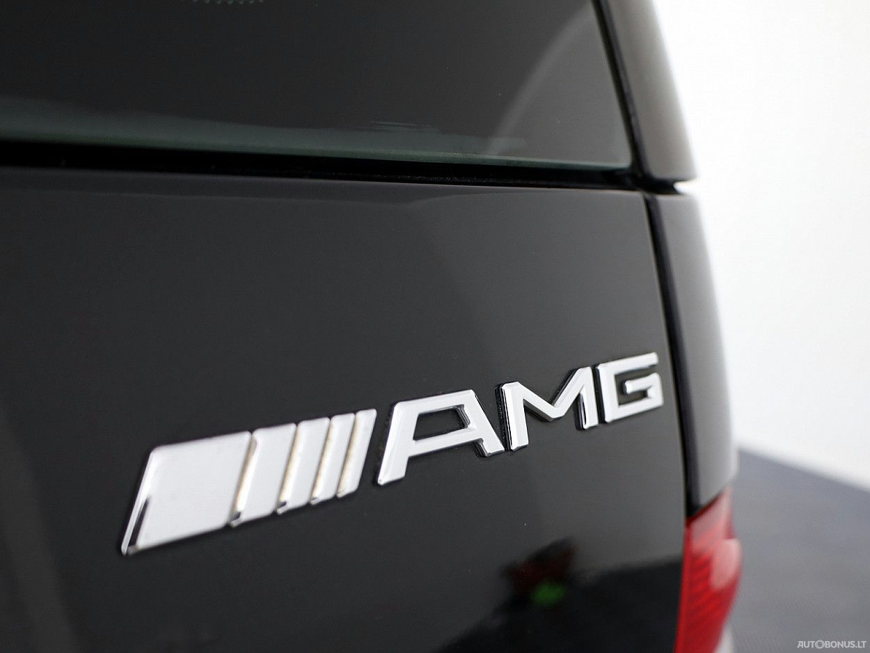 Mercedes-Benz ML55 AMG | 10