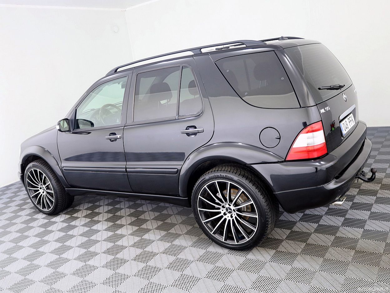 Mercedes-Benz ML55 AMG | 3