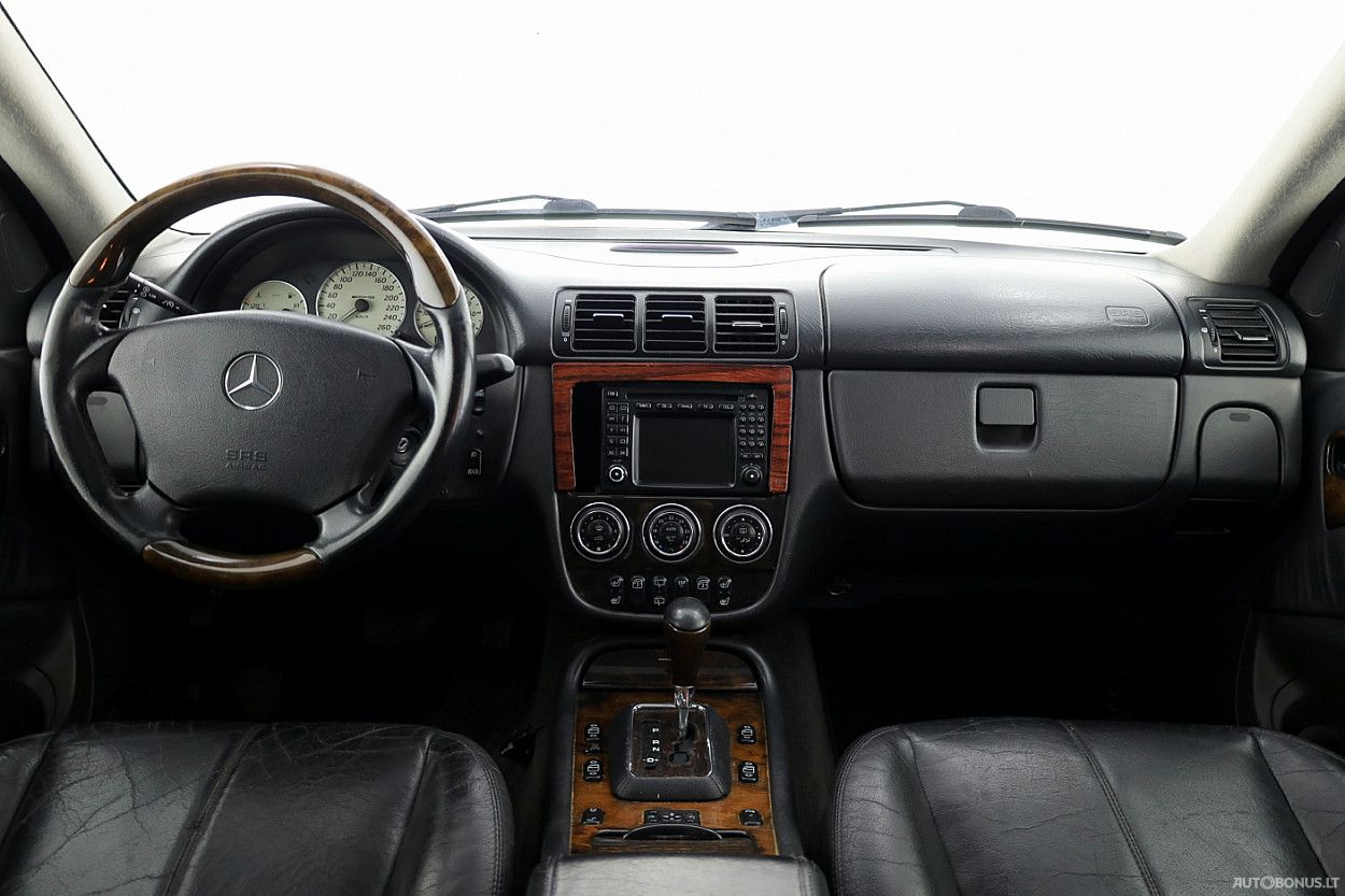 Mercedes-Benz ML55 AMG | 4