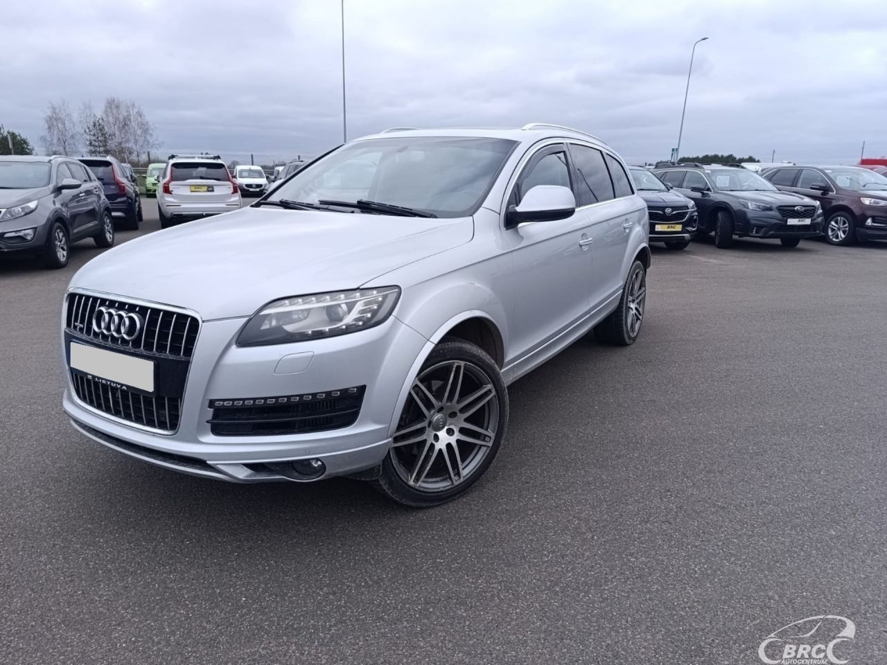 Audi Q7 | 0