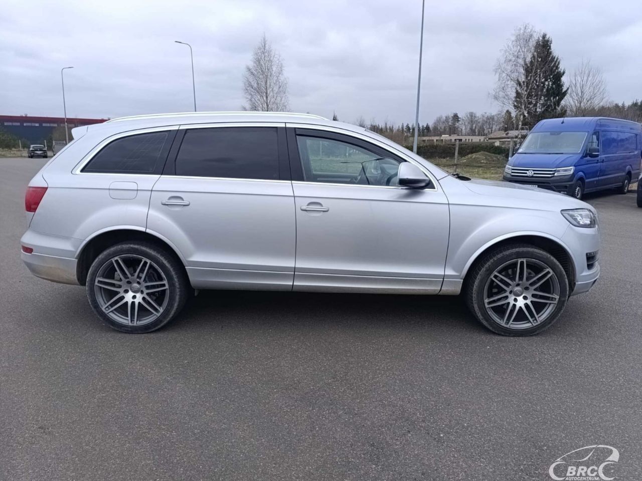 Audi Q7 | 5