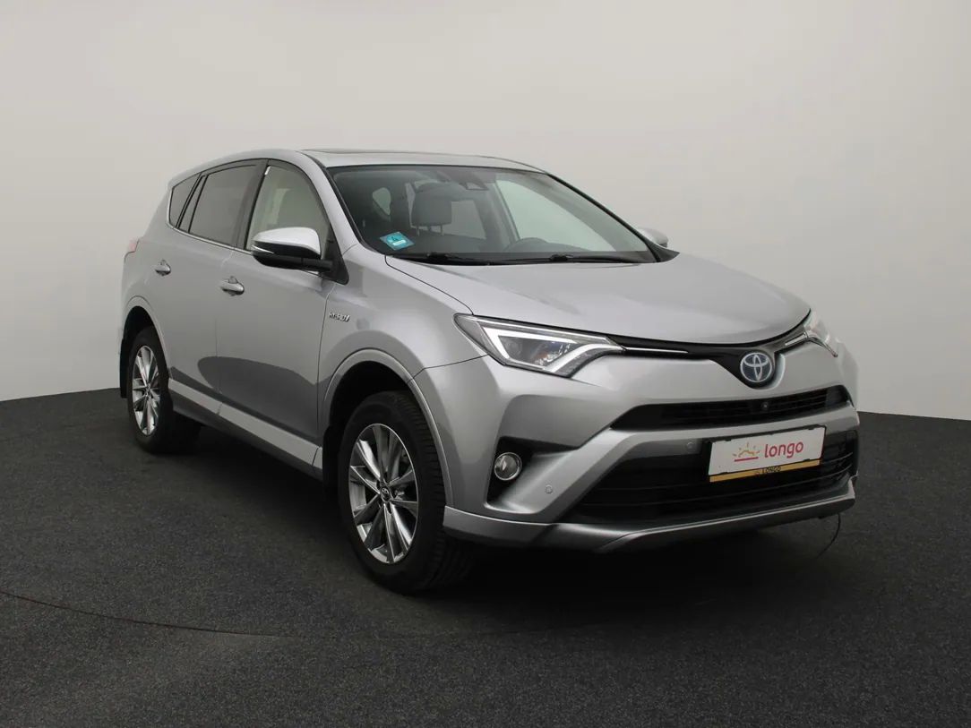 Toyota RAV4 | 8