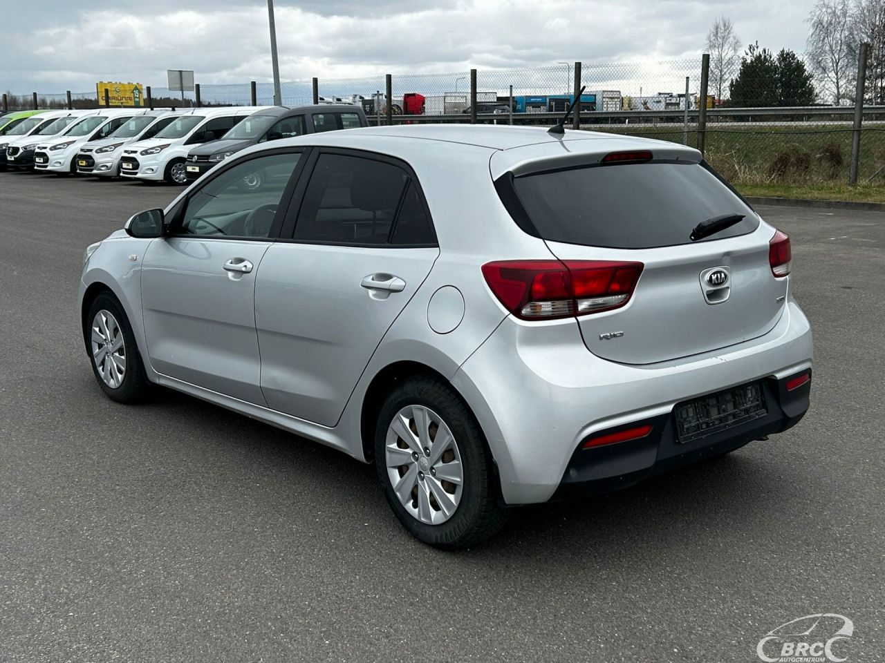 Kia Rio | 3