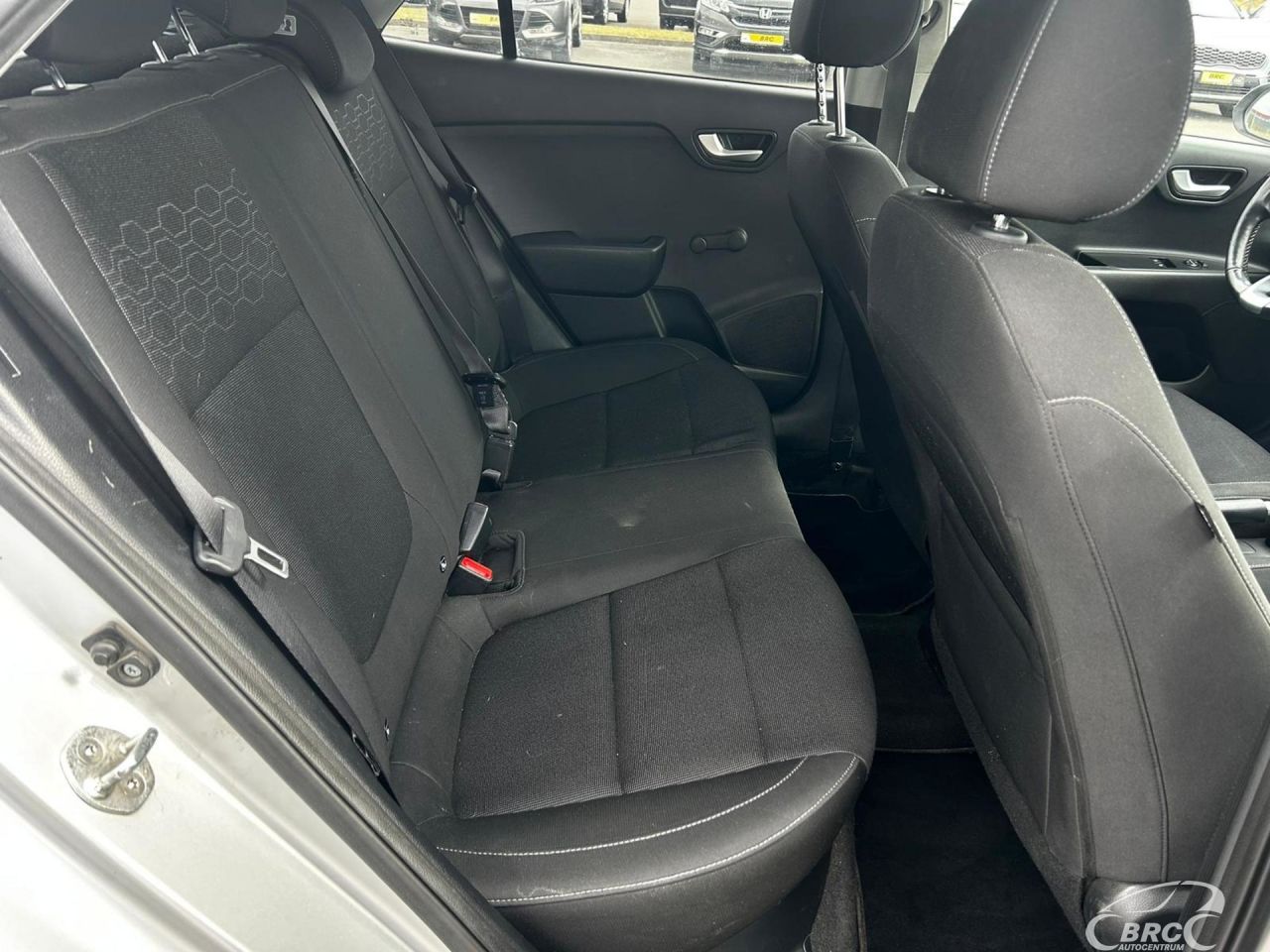 Kia Rio | 7