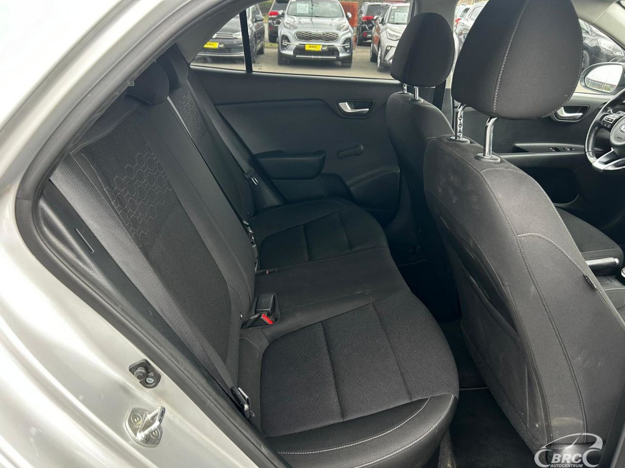 Kia Rio | 7