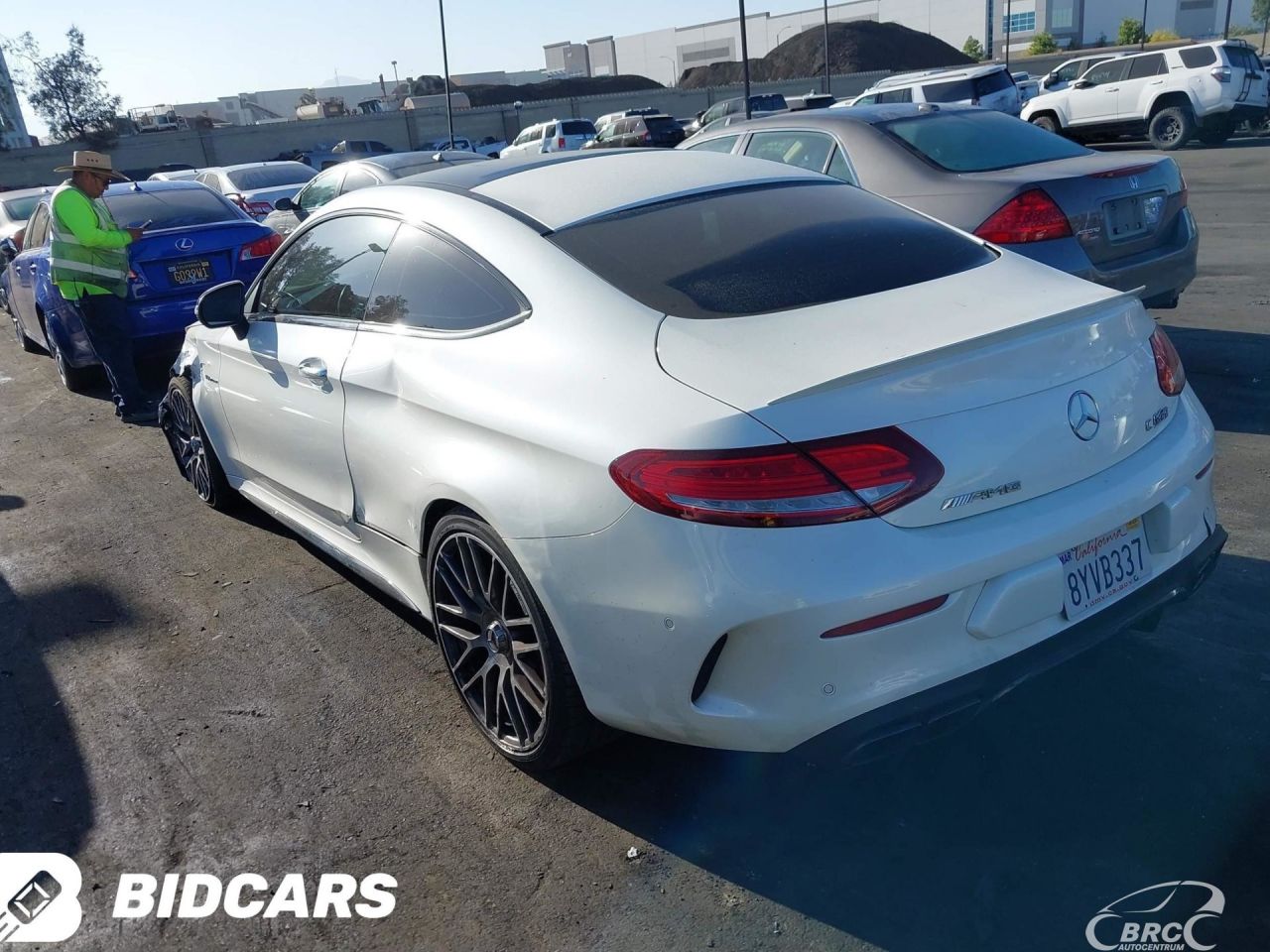 Mercedes-Benz C63 AMG | 34