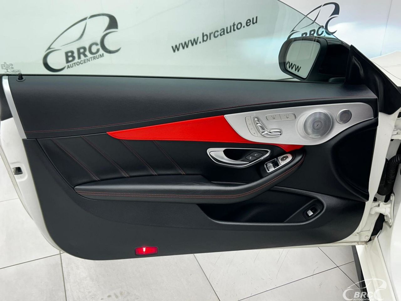 Mercedes-Benz C63 AMG | 10