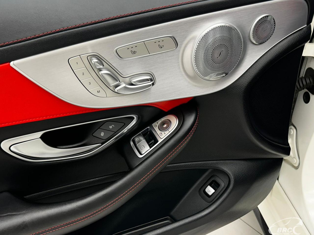 Mercedes-Benz C63 AMG | 11