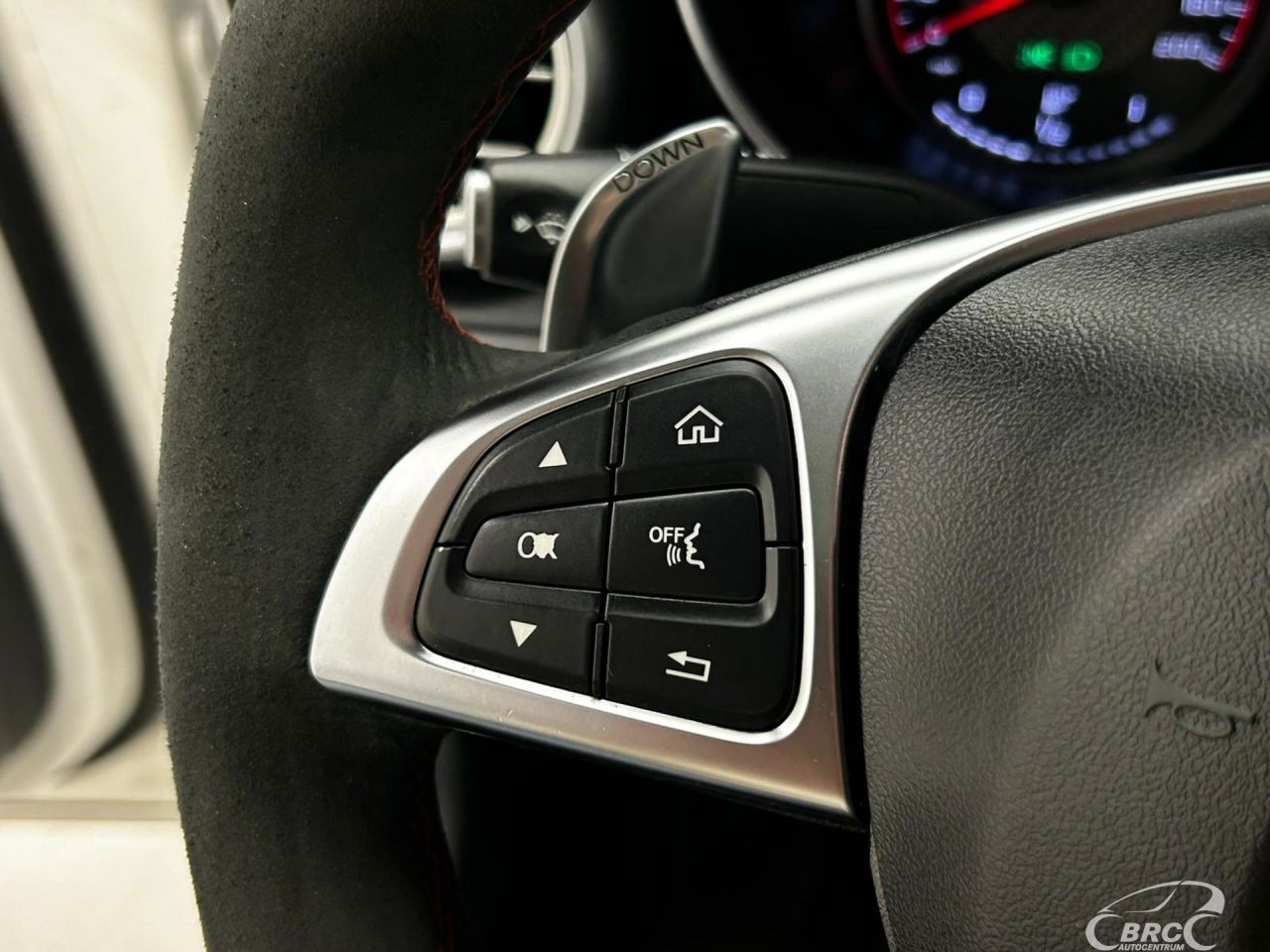 Mercedes-Benz C63 AMG | 14