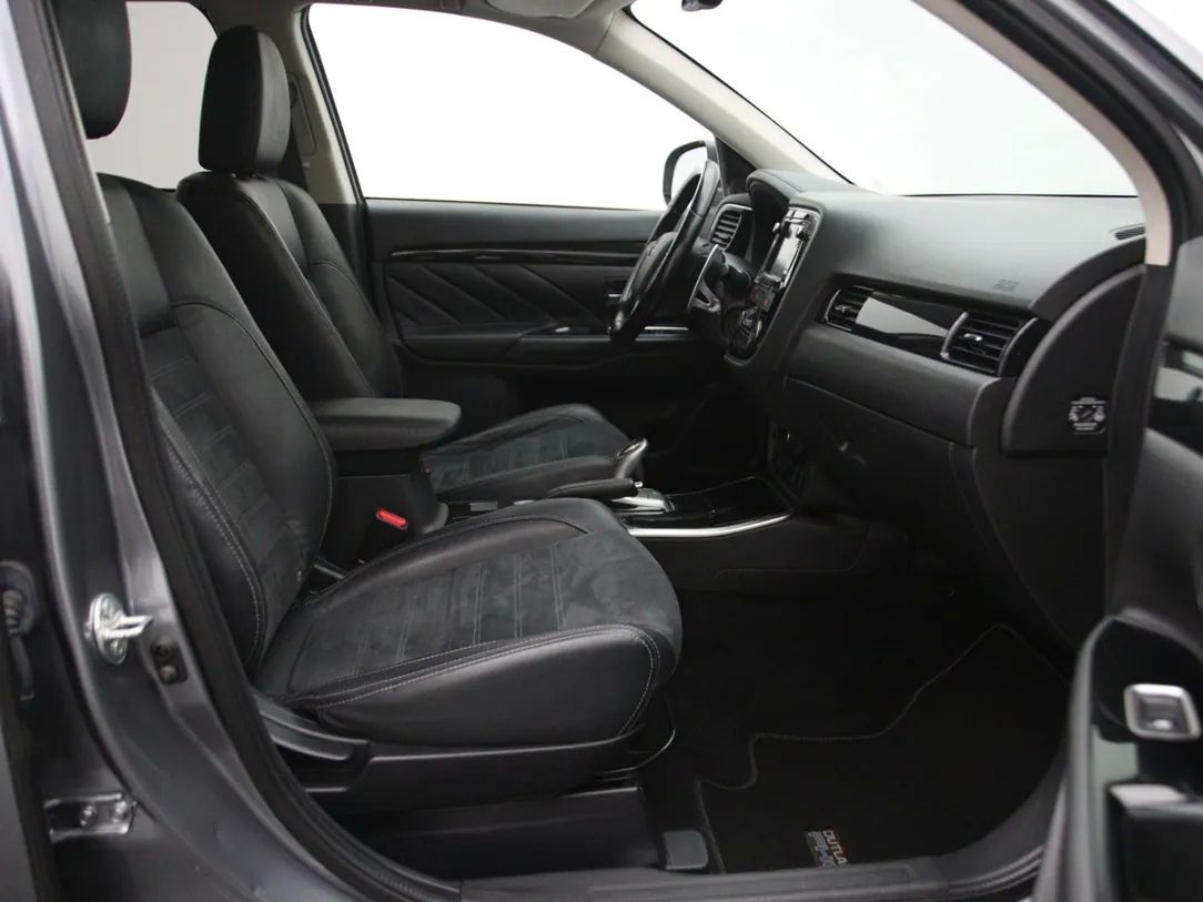 Mitsubishi Outlander | 11