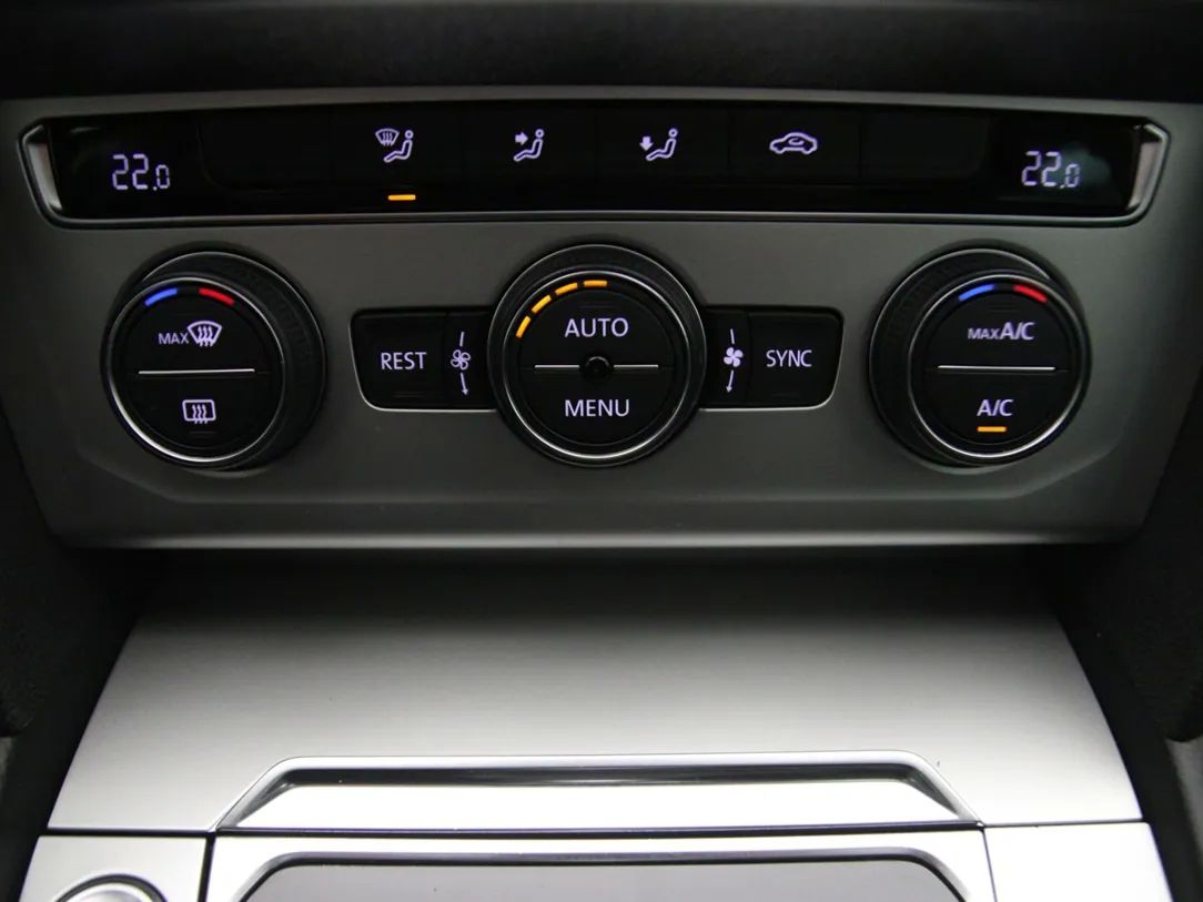 Volkswagen Passat | 17