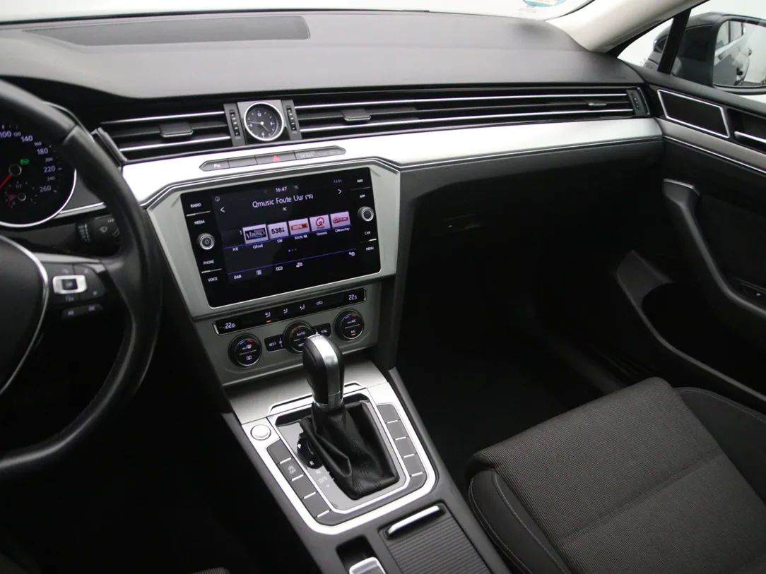 Volkswagen Passat | 18