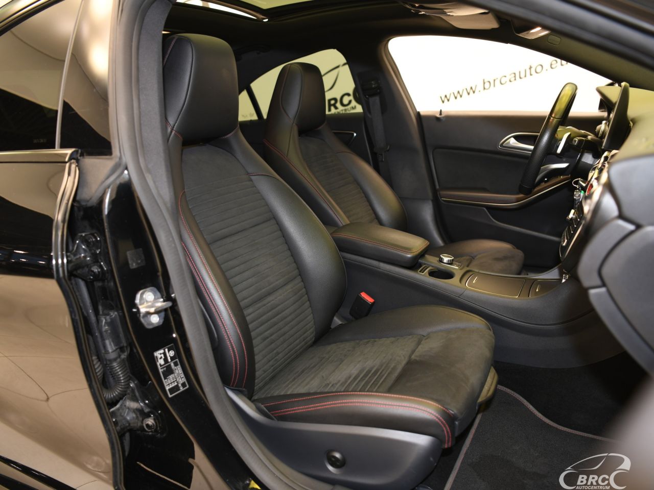 Mercedes-Benz CLA220 | 6