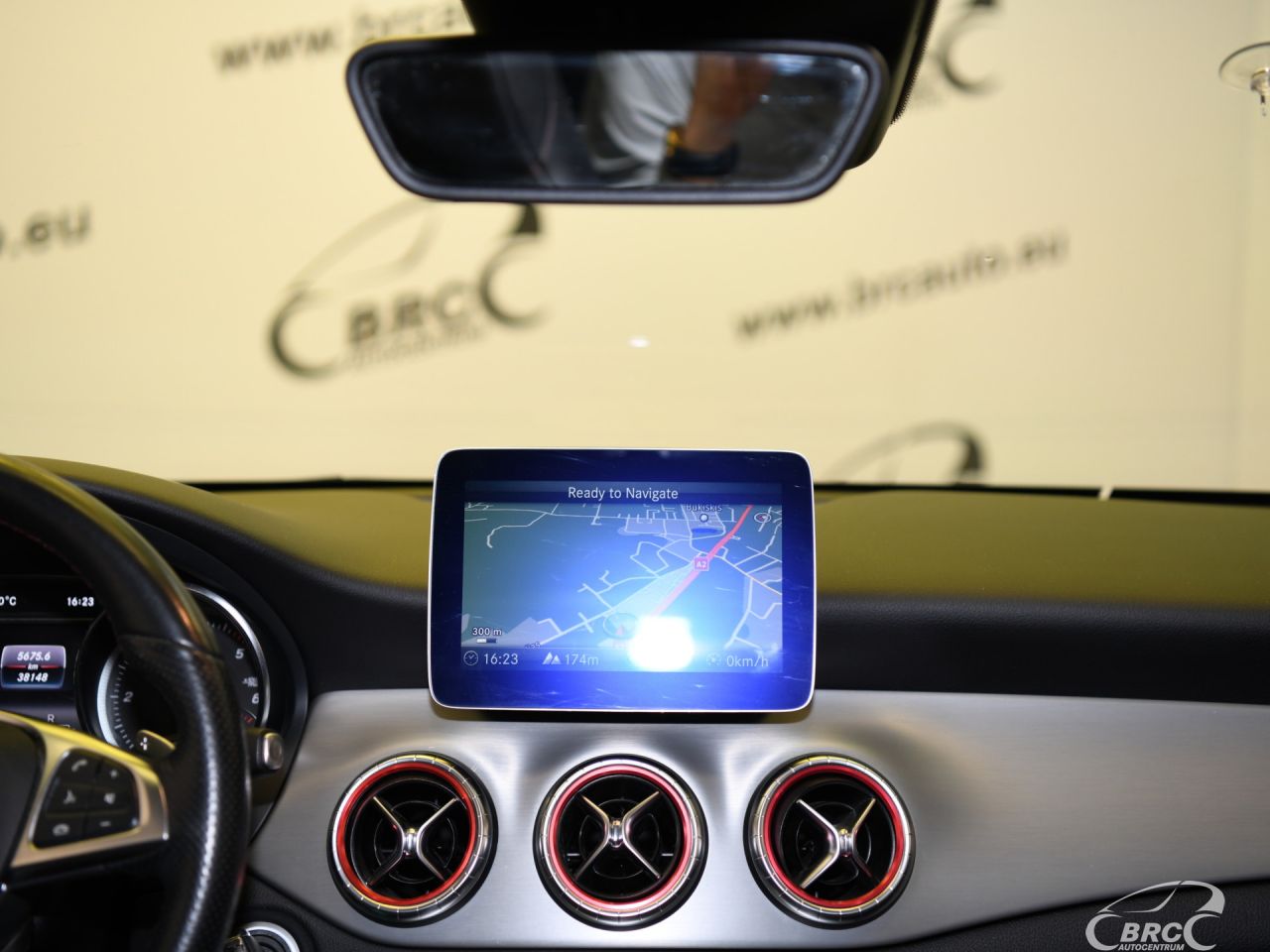 Mercedes-Benz CLA220 | 17