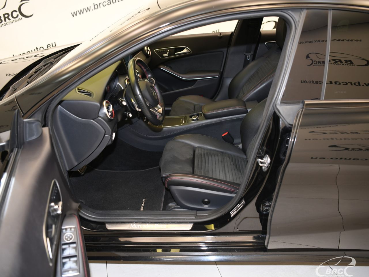 Mercedes-Benz CLA220 | 22