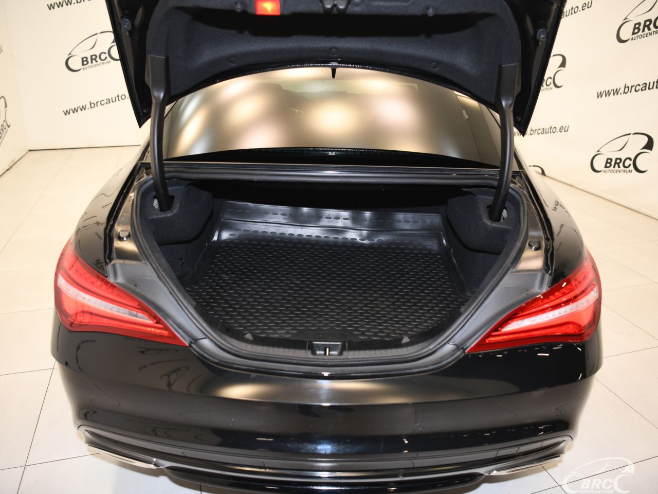 Mercedes-Benz CLA220 | 39