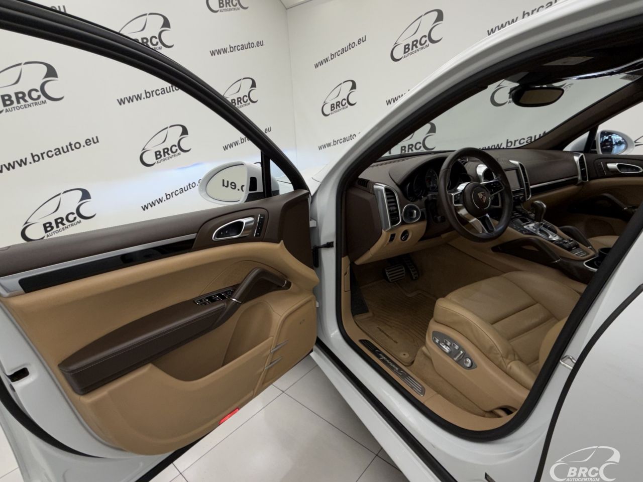 Porsche Cayenne | 22