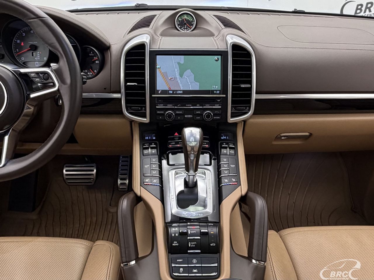 Porsche Cayenne | 18