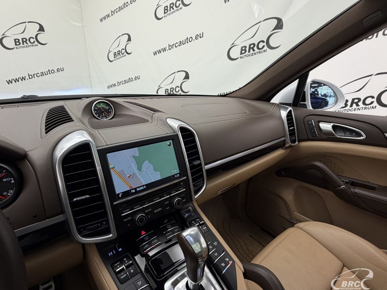 Porsche Cayenne | 30