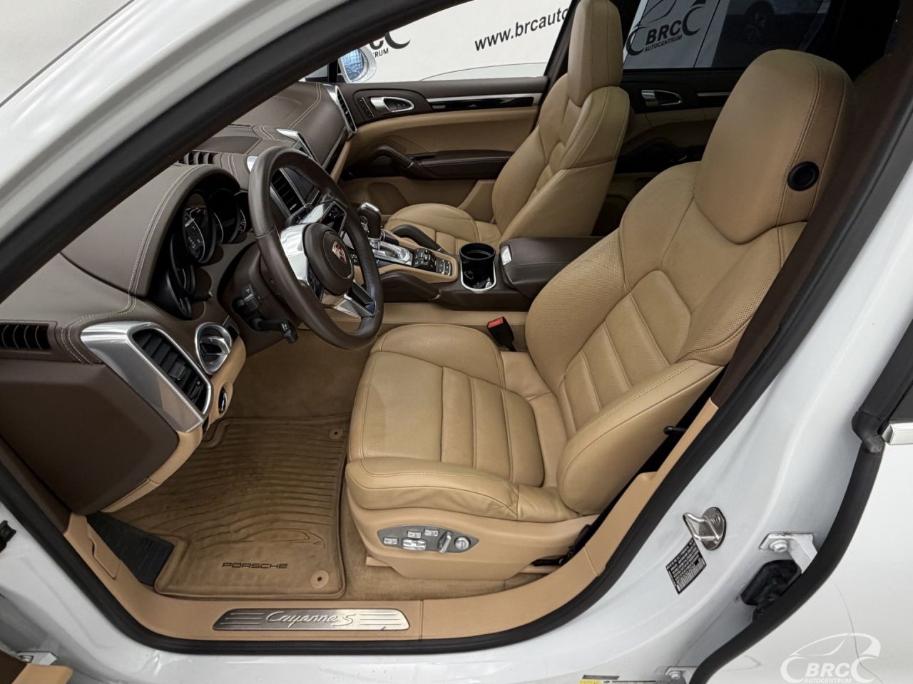 Porsche Cayenne | 24