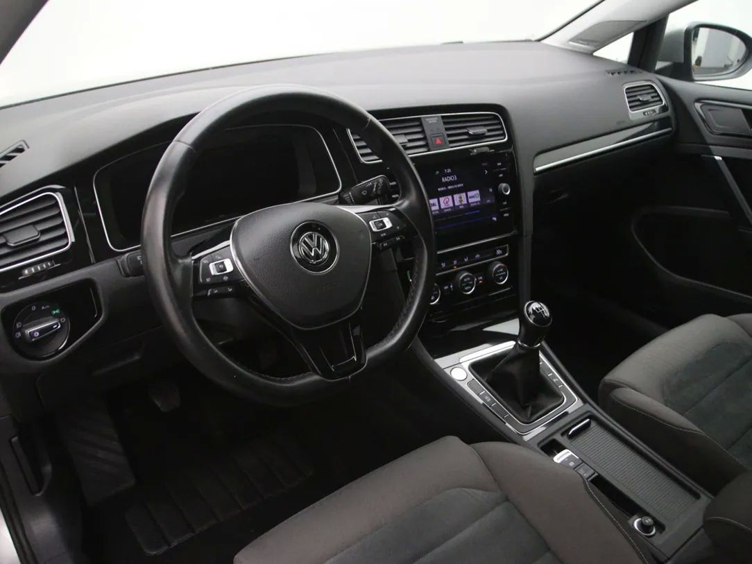 Volkswagen Golf | 15