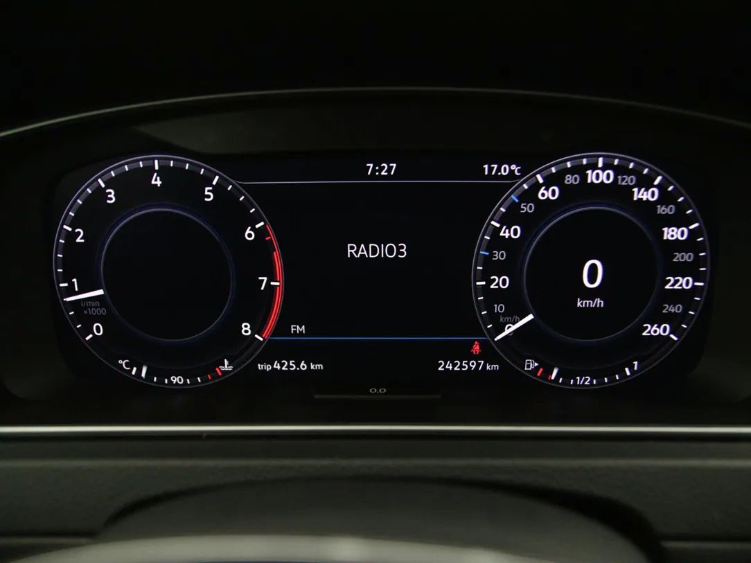 Volkswagen Golf | 18