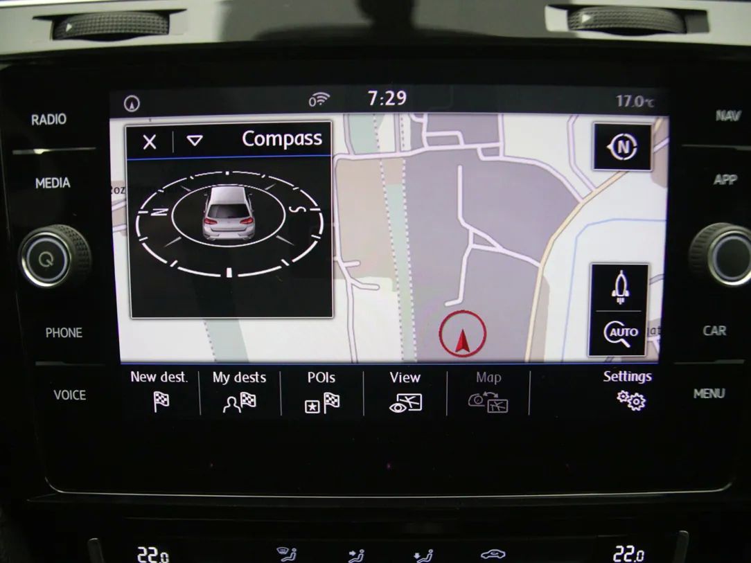 Volkswagen Golf | 23