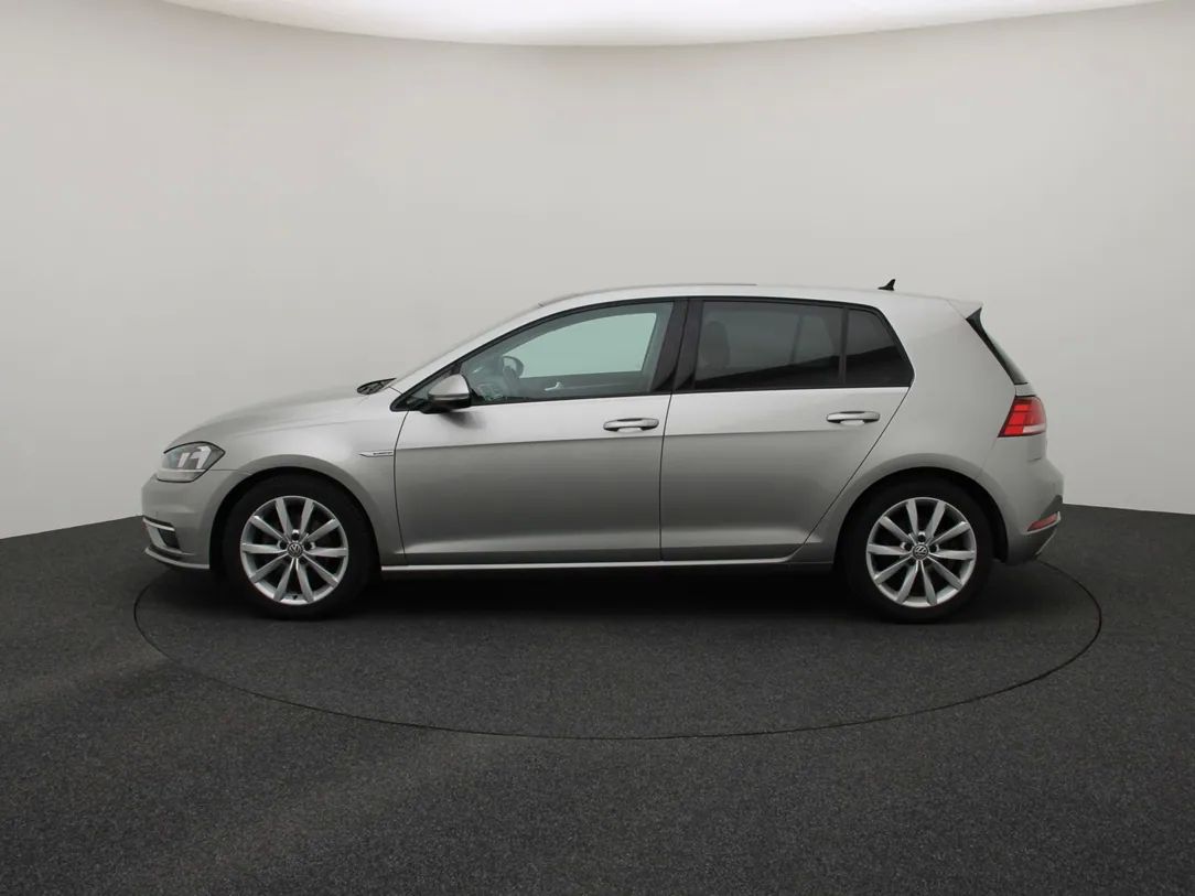 Volkswagen Golf | 5