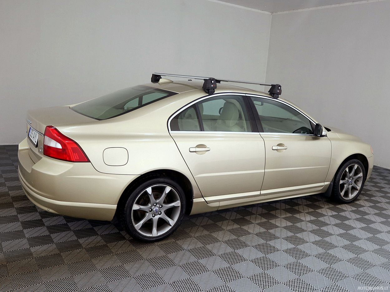 Volvo S80 | 2