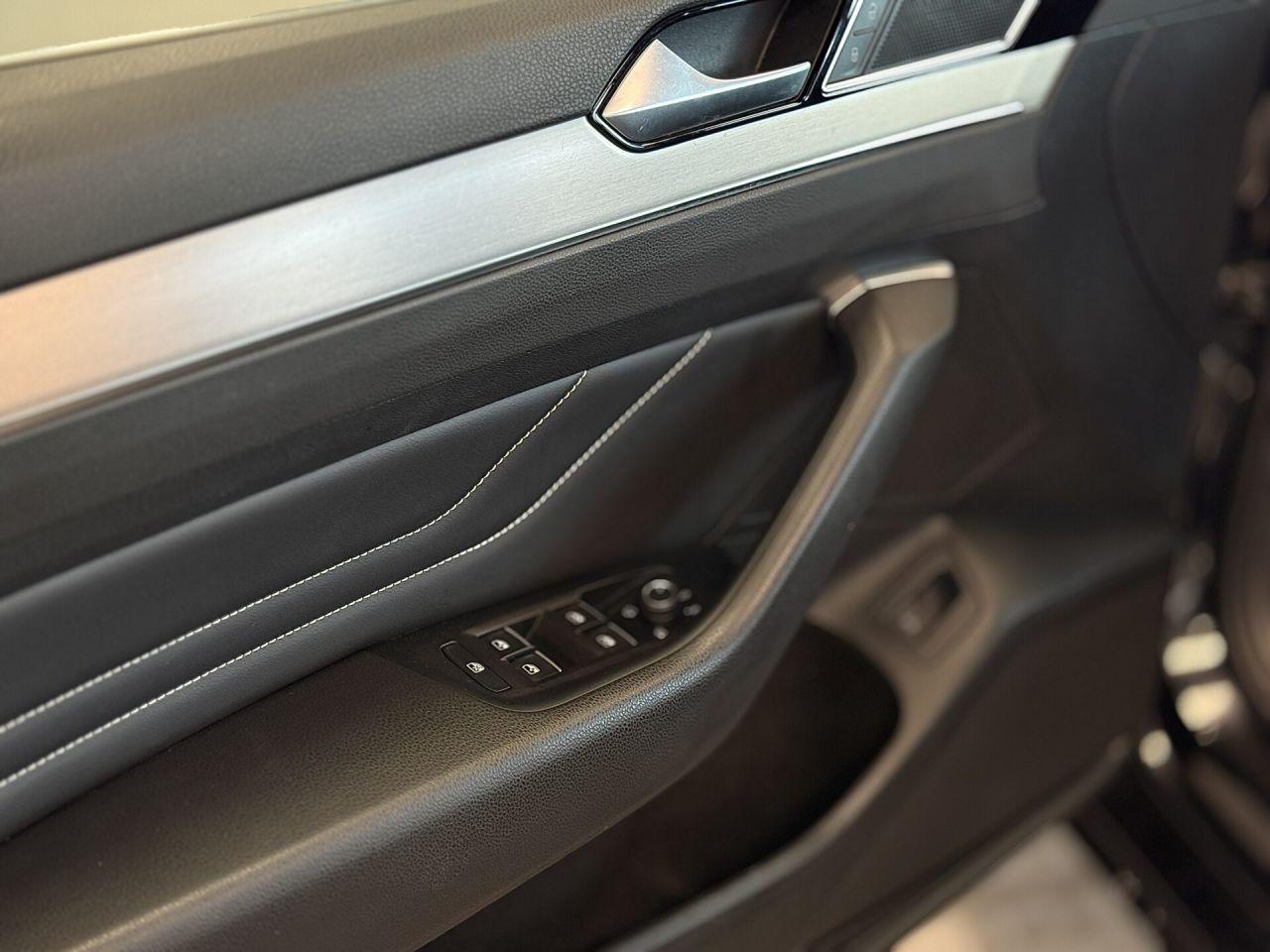 Volkswagen Passat | 16