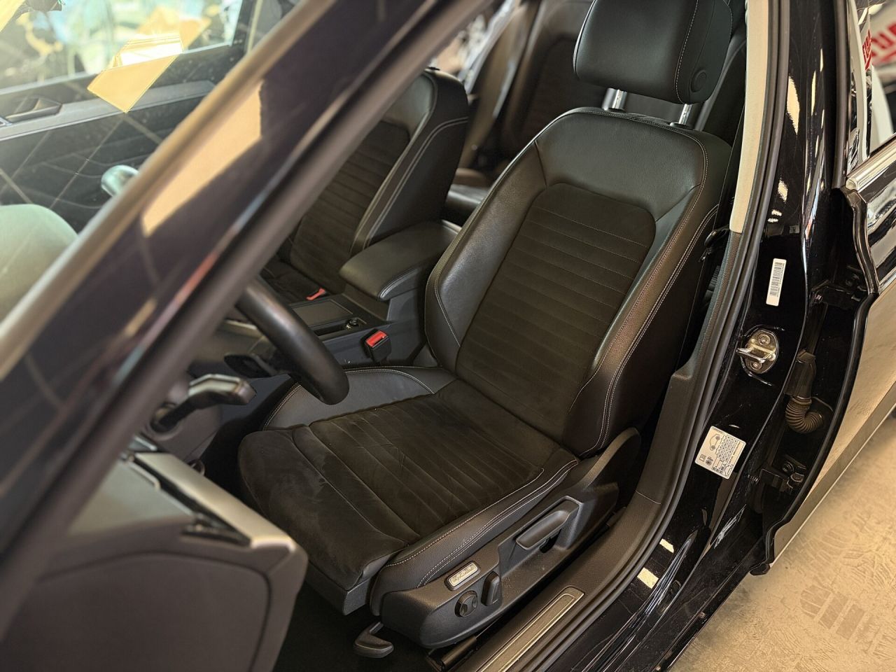 Volkswagen Passat | 18