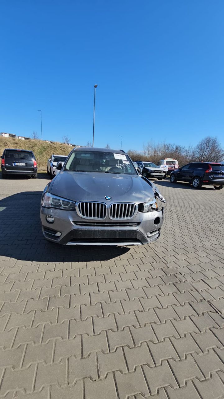BMW X3 | 12