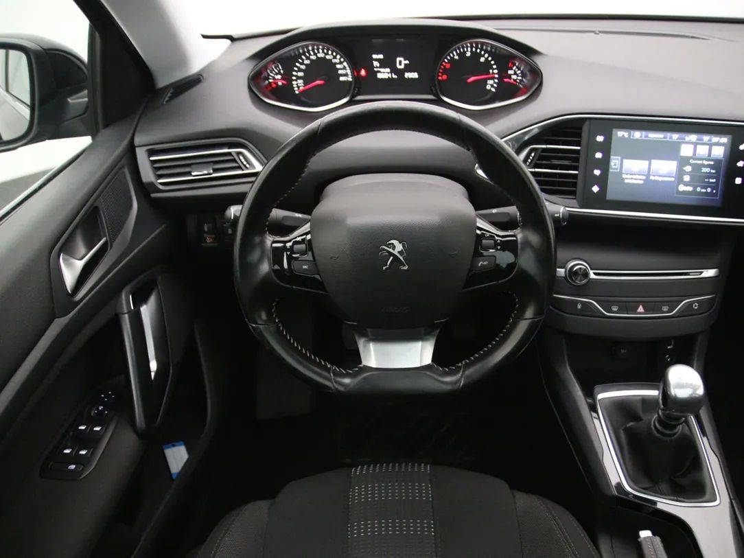 Peugeot 308 | 16