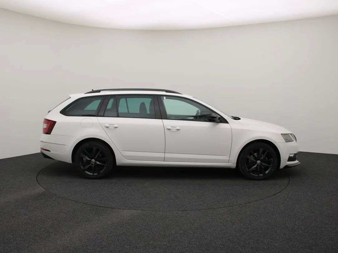 Skoda Octavia | 8