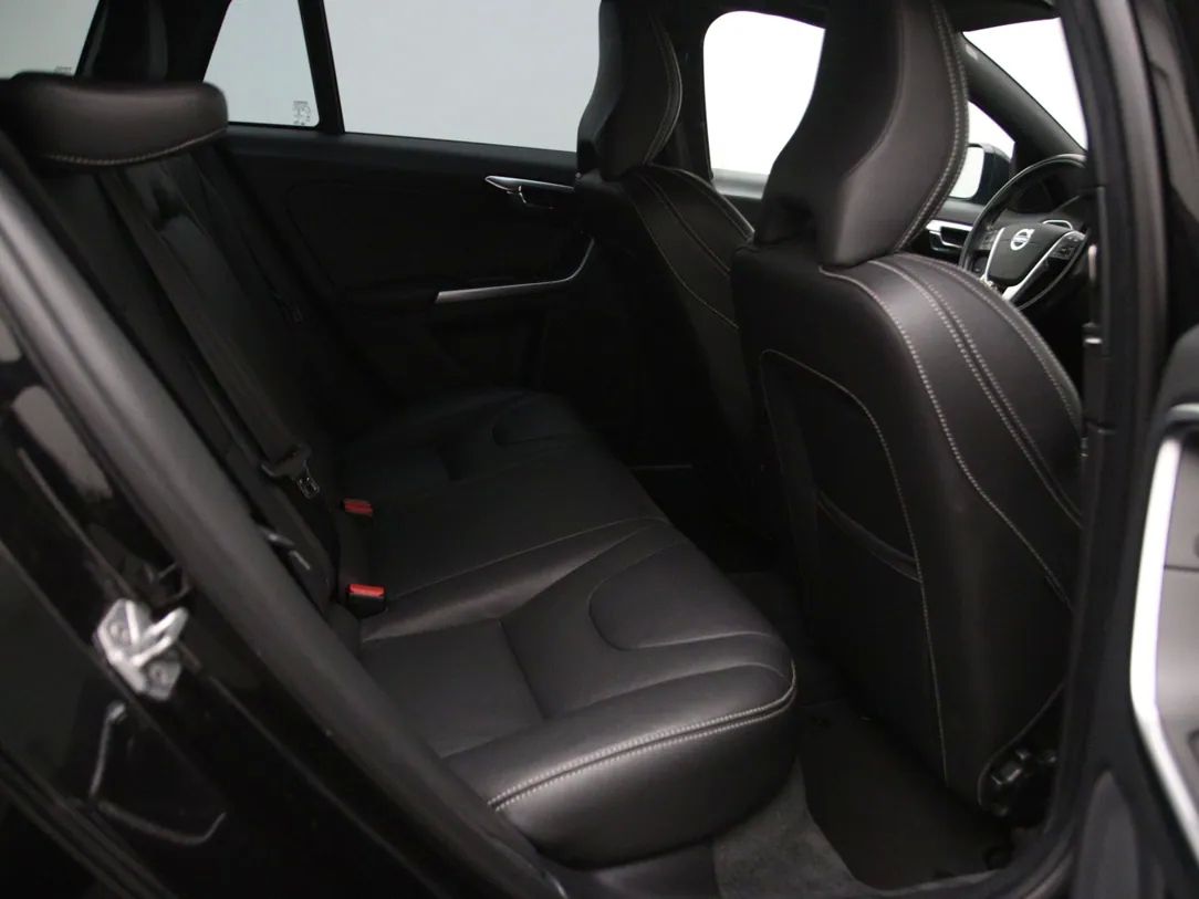 Volvo V60 | 14