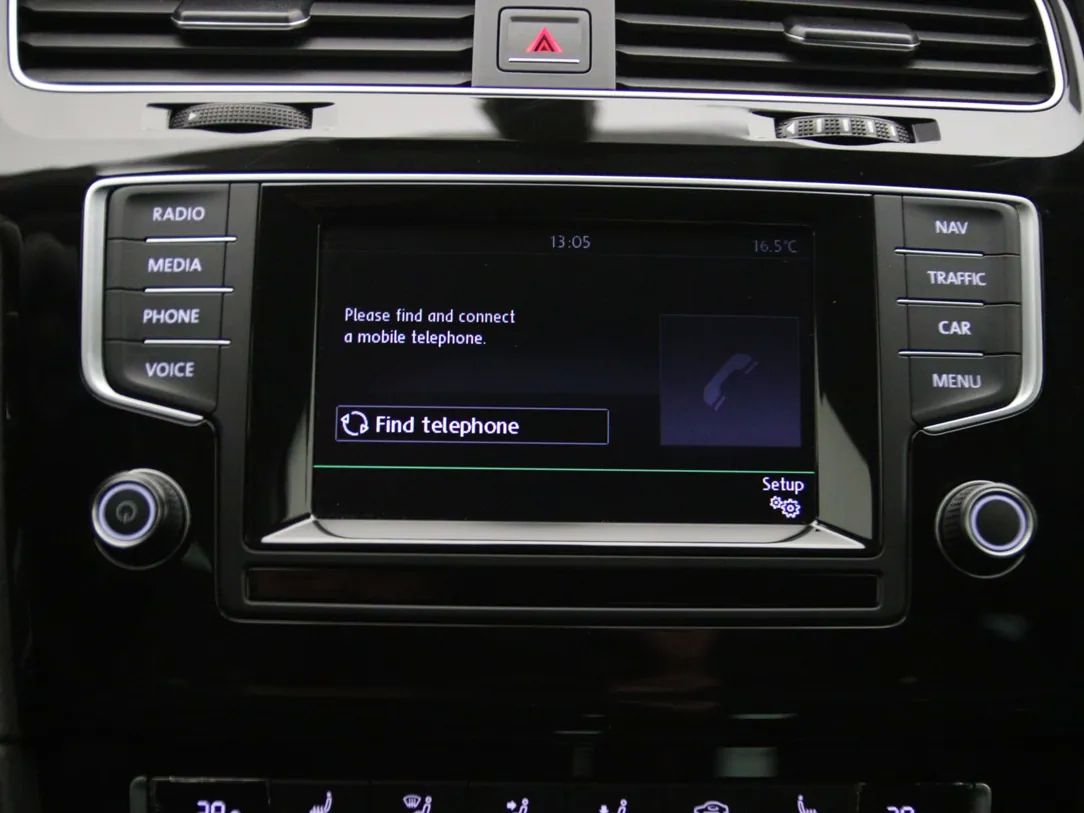 Volkswagen Golf | 21