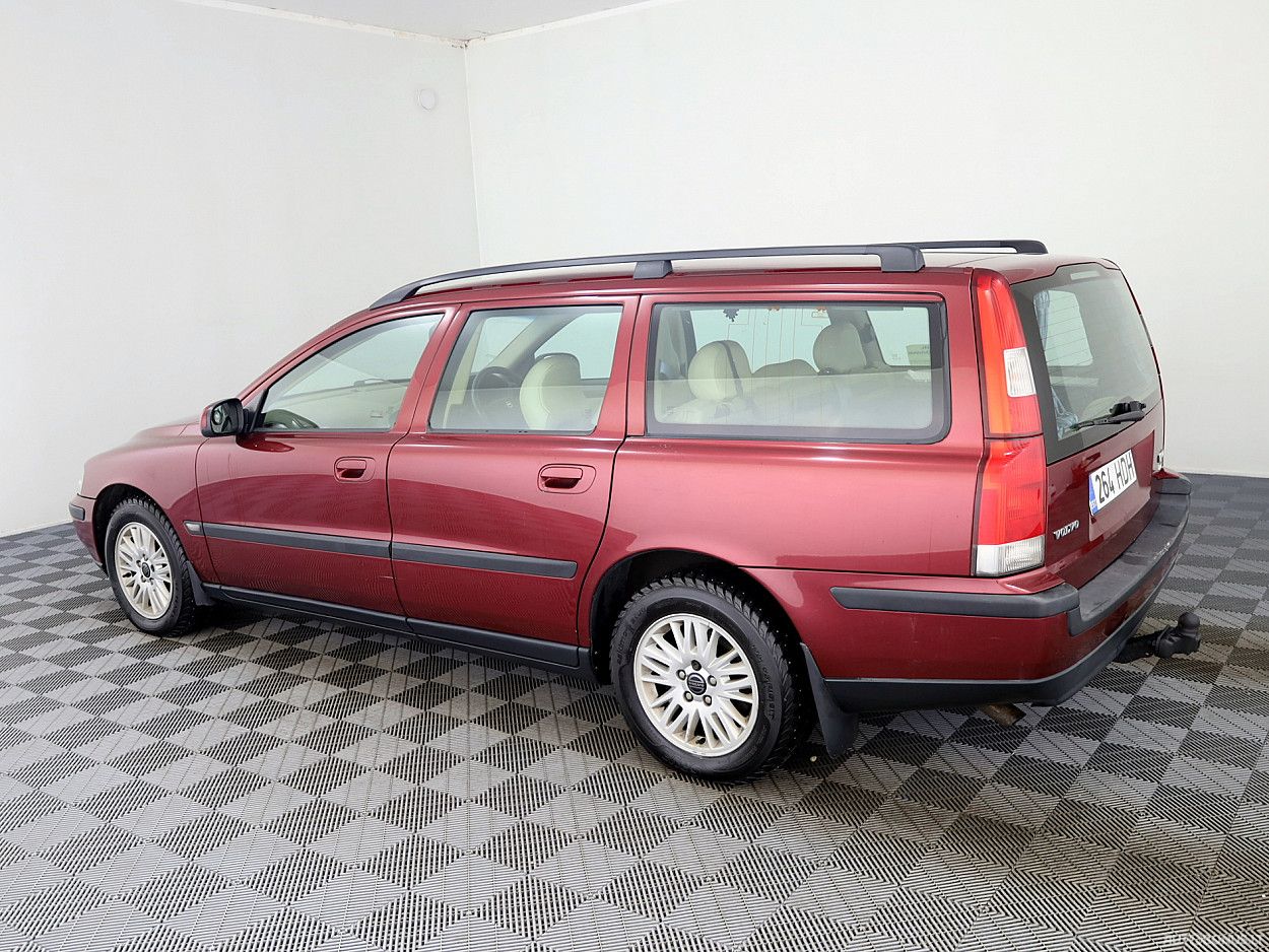 Volvo V70 | 3