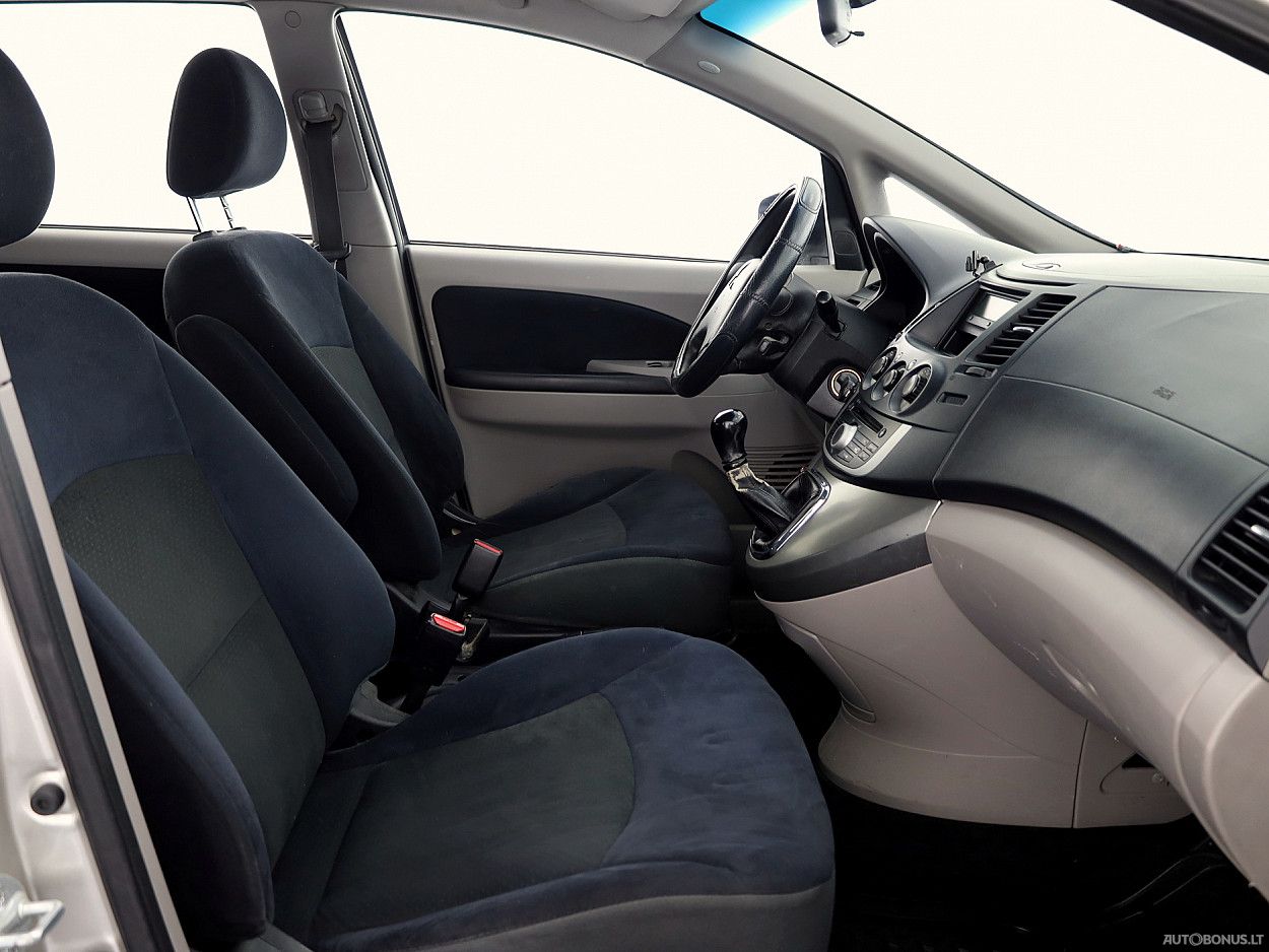 Mitsubishi Grandis | 5