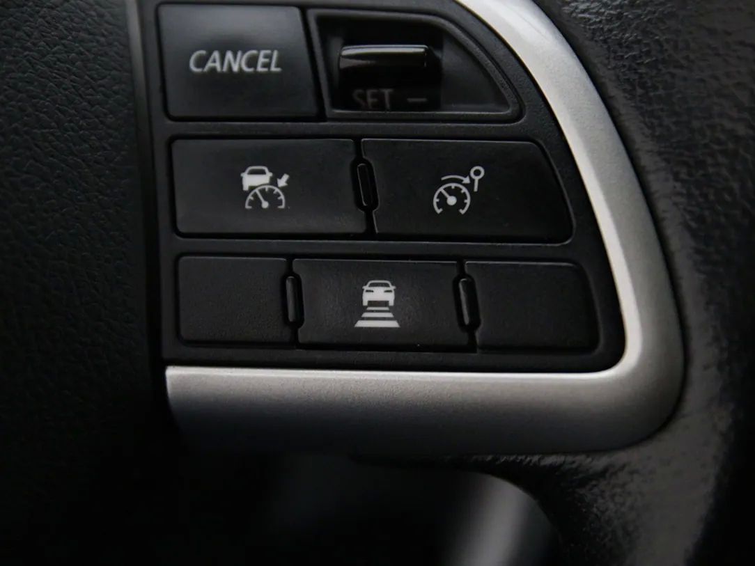 Mitsubishi Outlander | 30