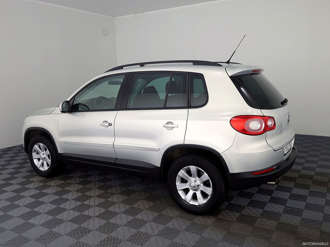 Volkswagen Tiguan | 3
