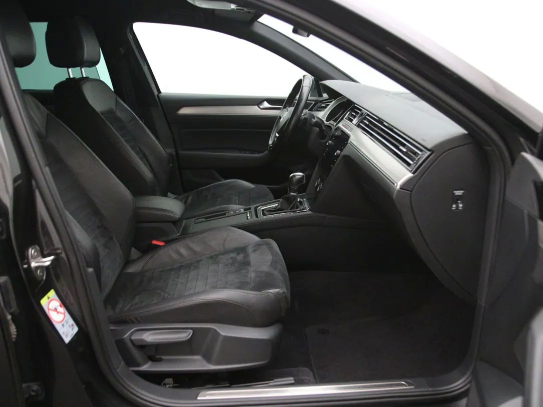 Volkswagen Passat | 13