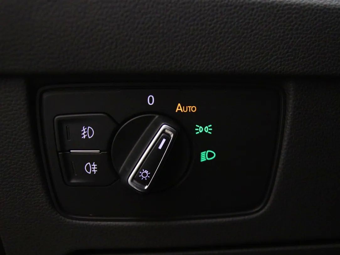 Volkswagen Passat | 26