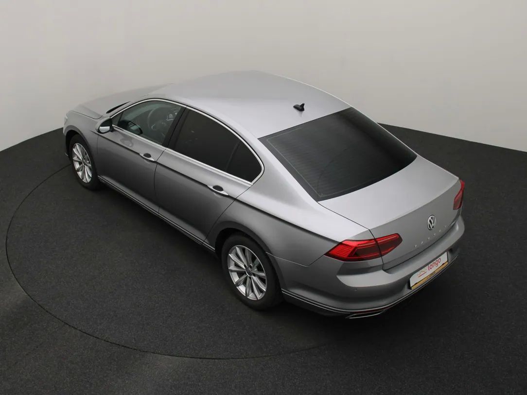 Volkswagen Passat | 11