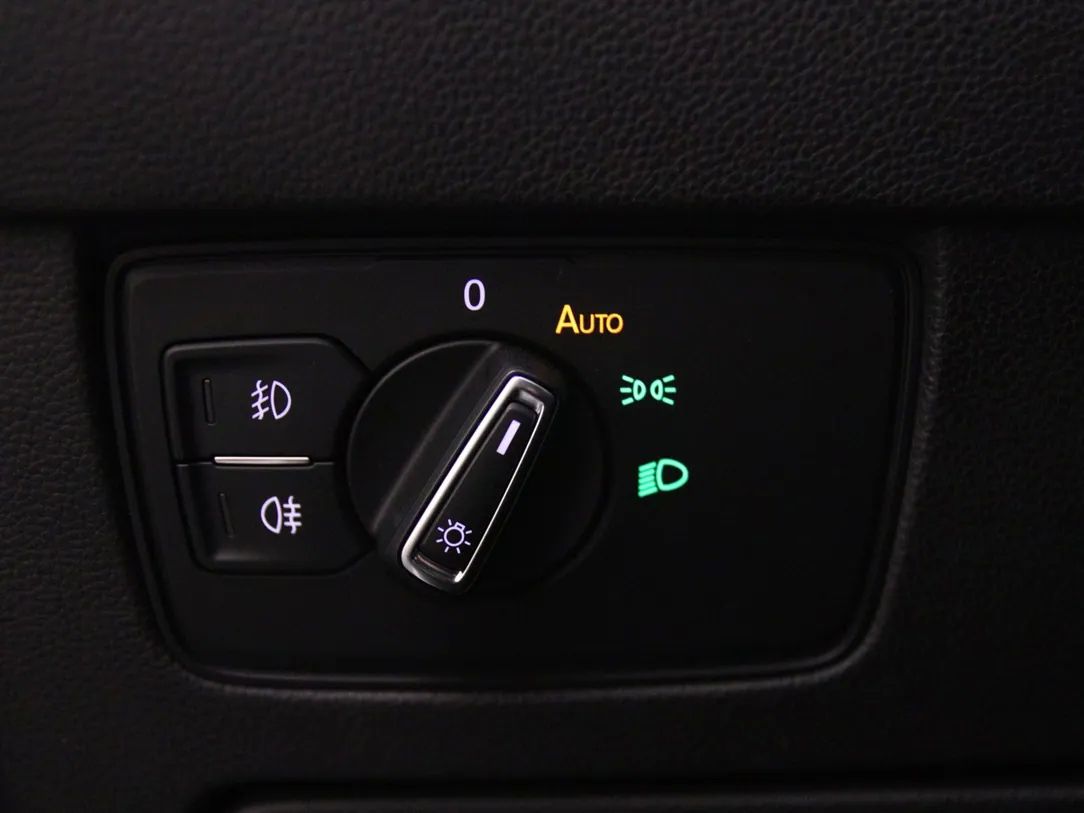 Volkswagen Passat | 26